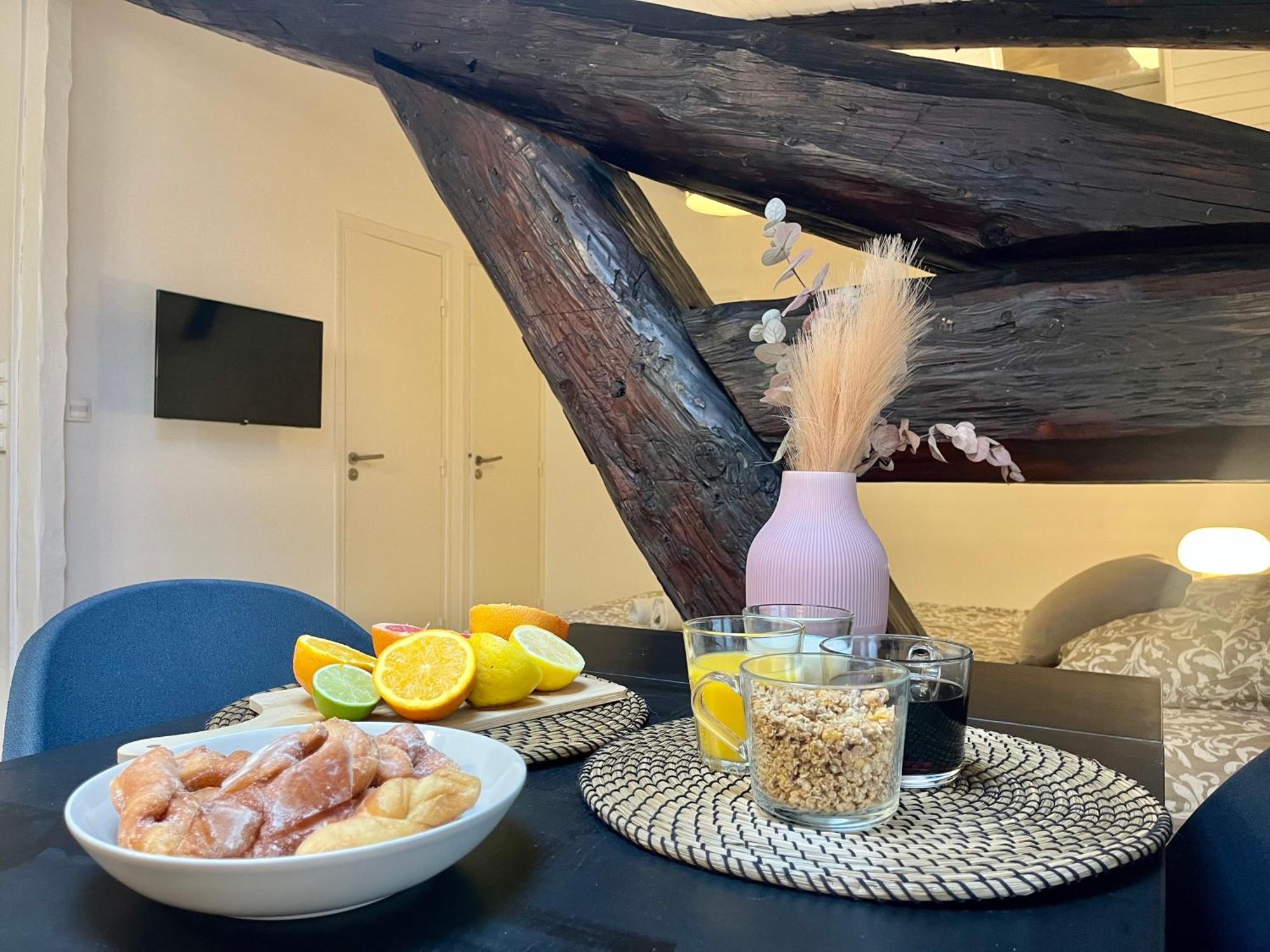 Suite Polka Lyon Buitenkant foto
